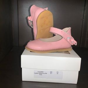 Toddler shoes